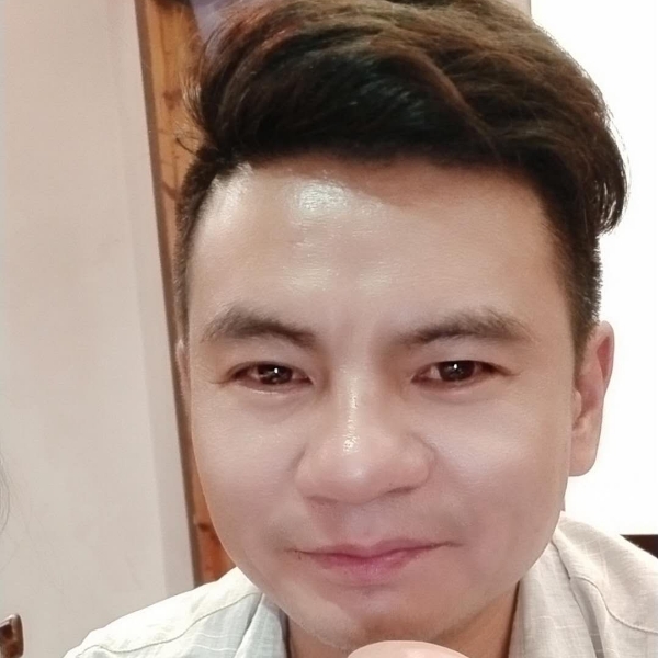 隆杰的照片