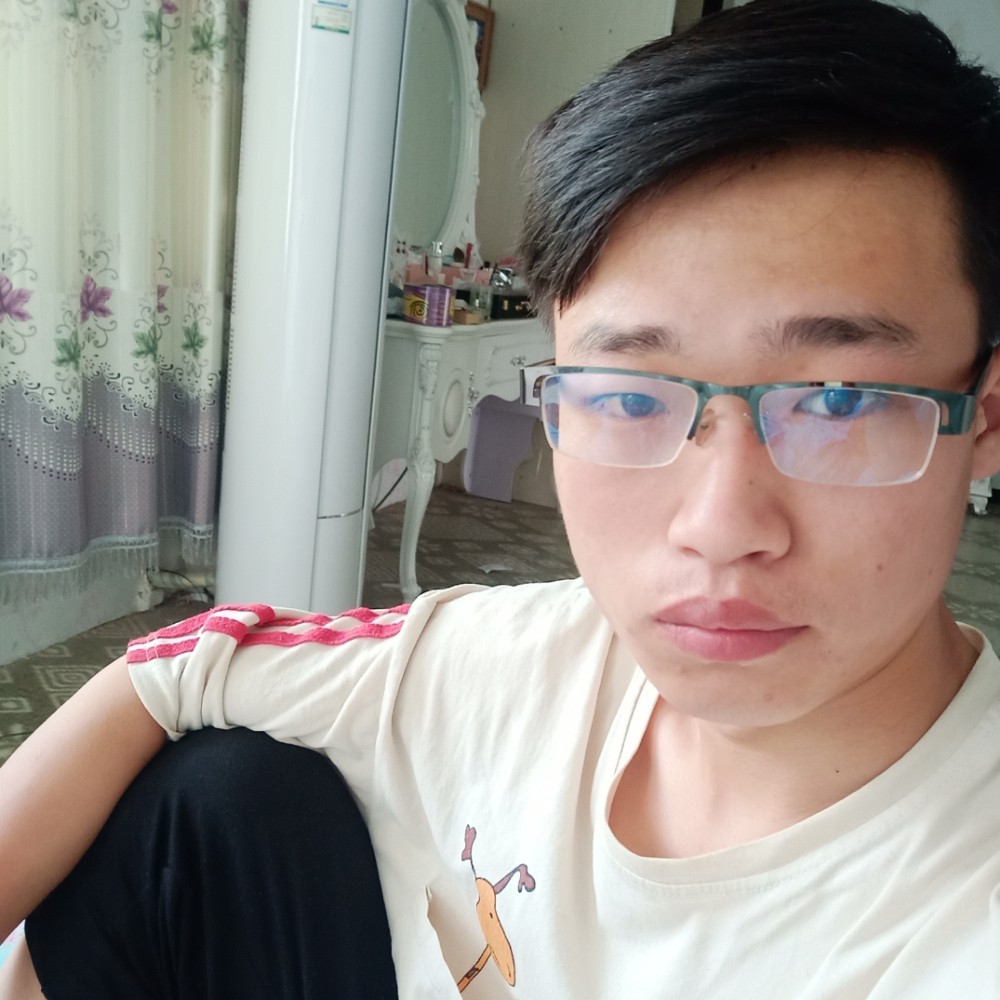 微笑多么魔幻的照片