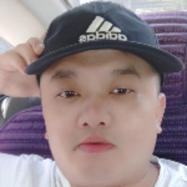 托马斯的悲伤的照片