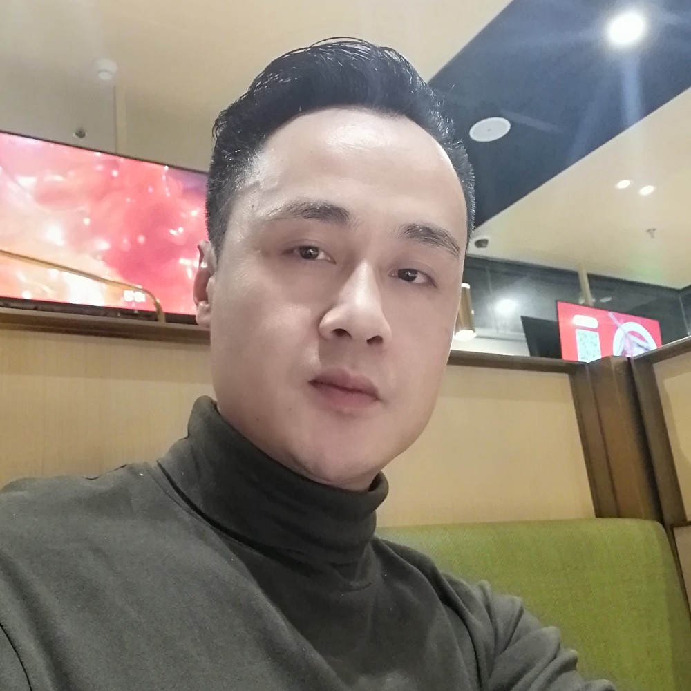 迷路苦恋香烟的照片