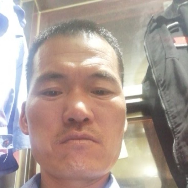 李海路的照片
