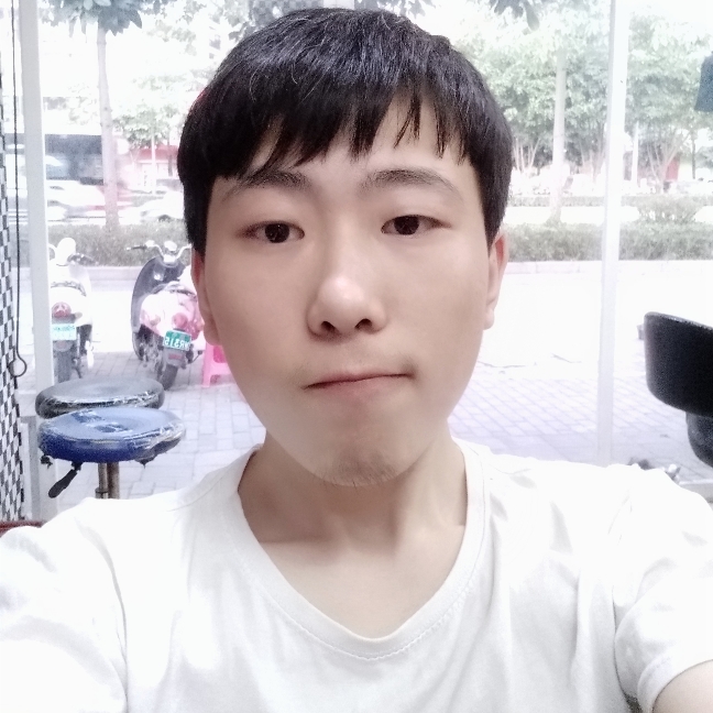昏睡倾心帽子的照片