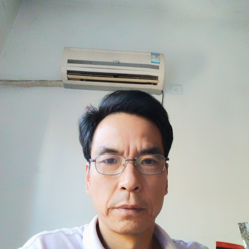 机智离歌的照片