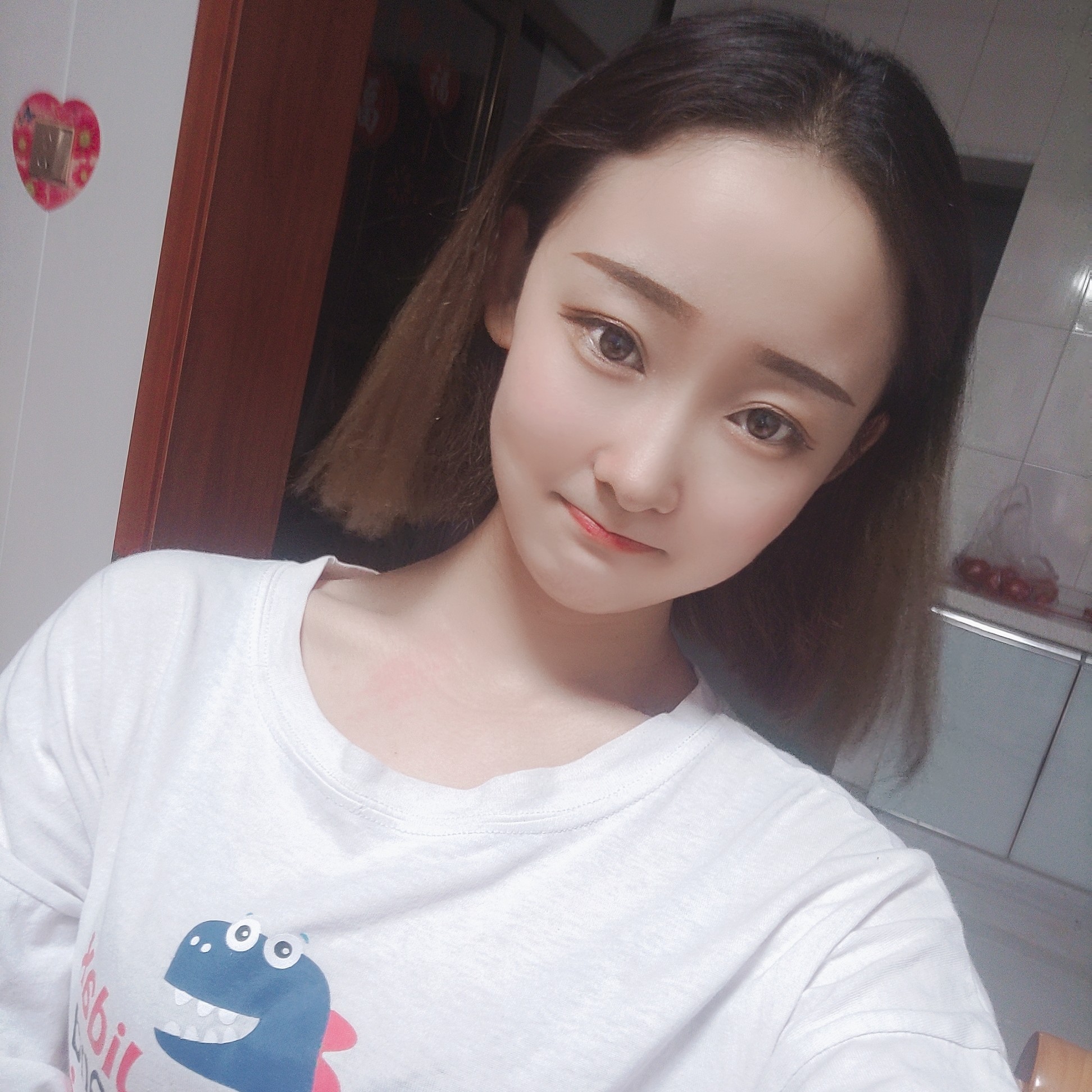 18岁的巨婴的照片