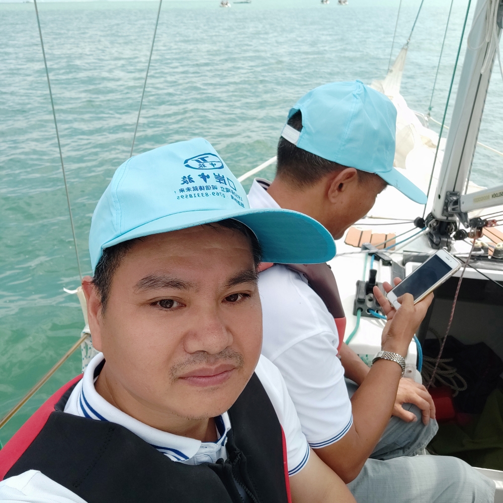 手机给黯然的照片