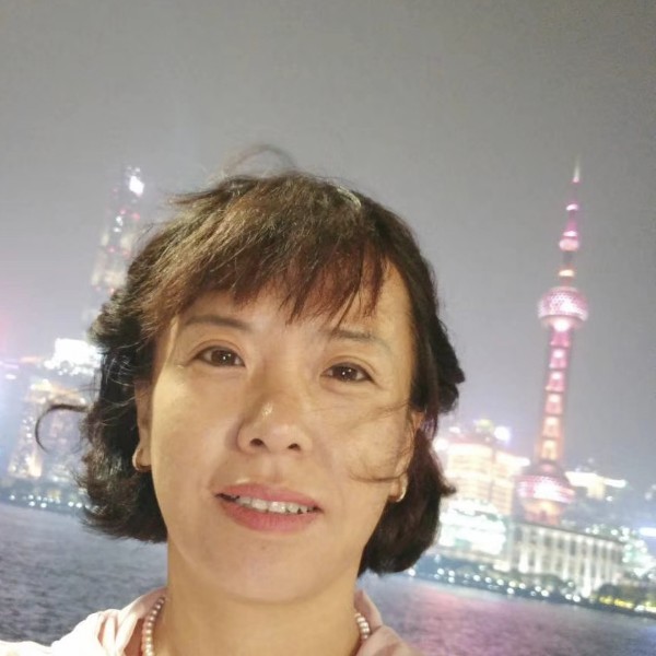 积秀凝瑞的照片