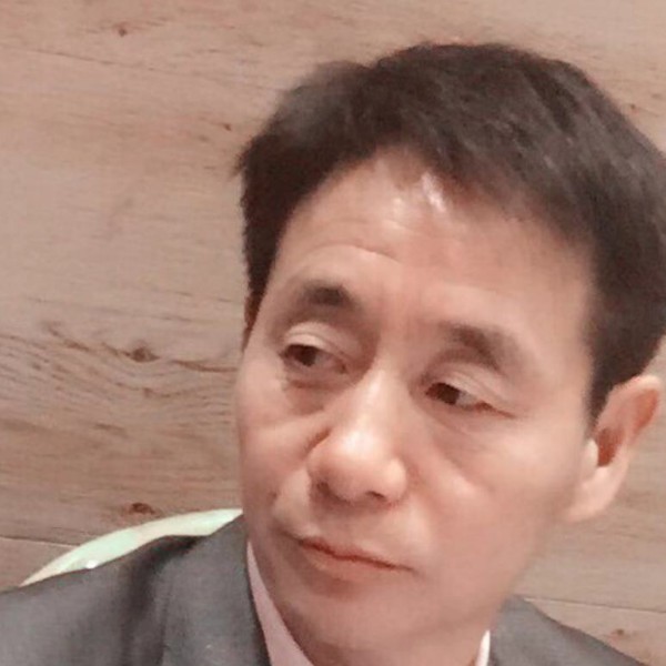 8837的照片