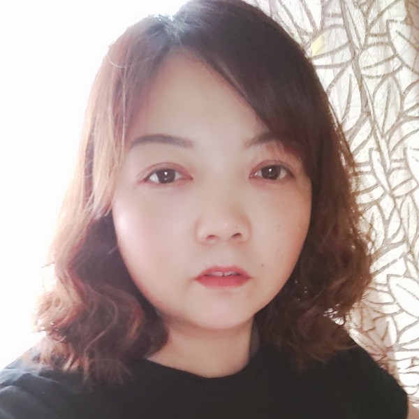 手链爱听歌的照片