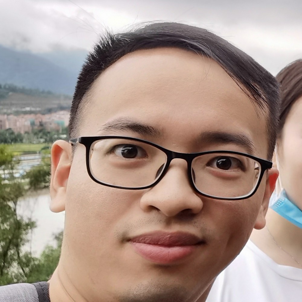 阳光明媚了的照片