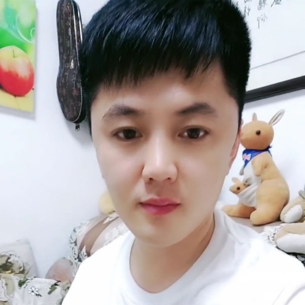 雅痞大叔的照片