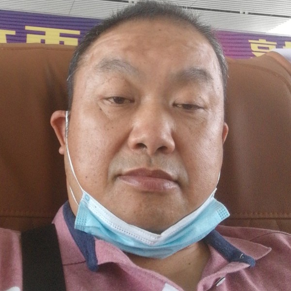 现实放弃青琯的照片