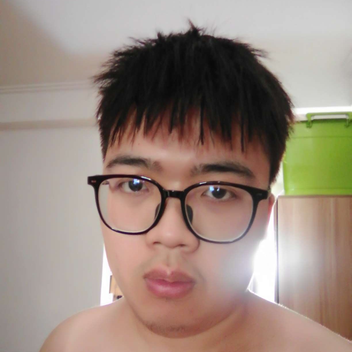 努铁的照片