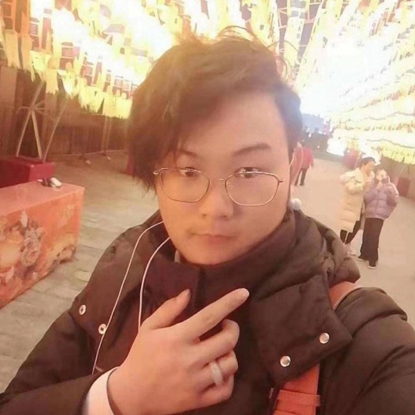 只做你的盖世英雄的照片