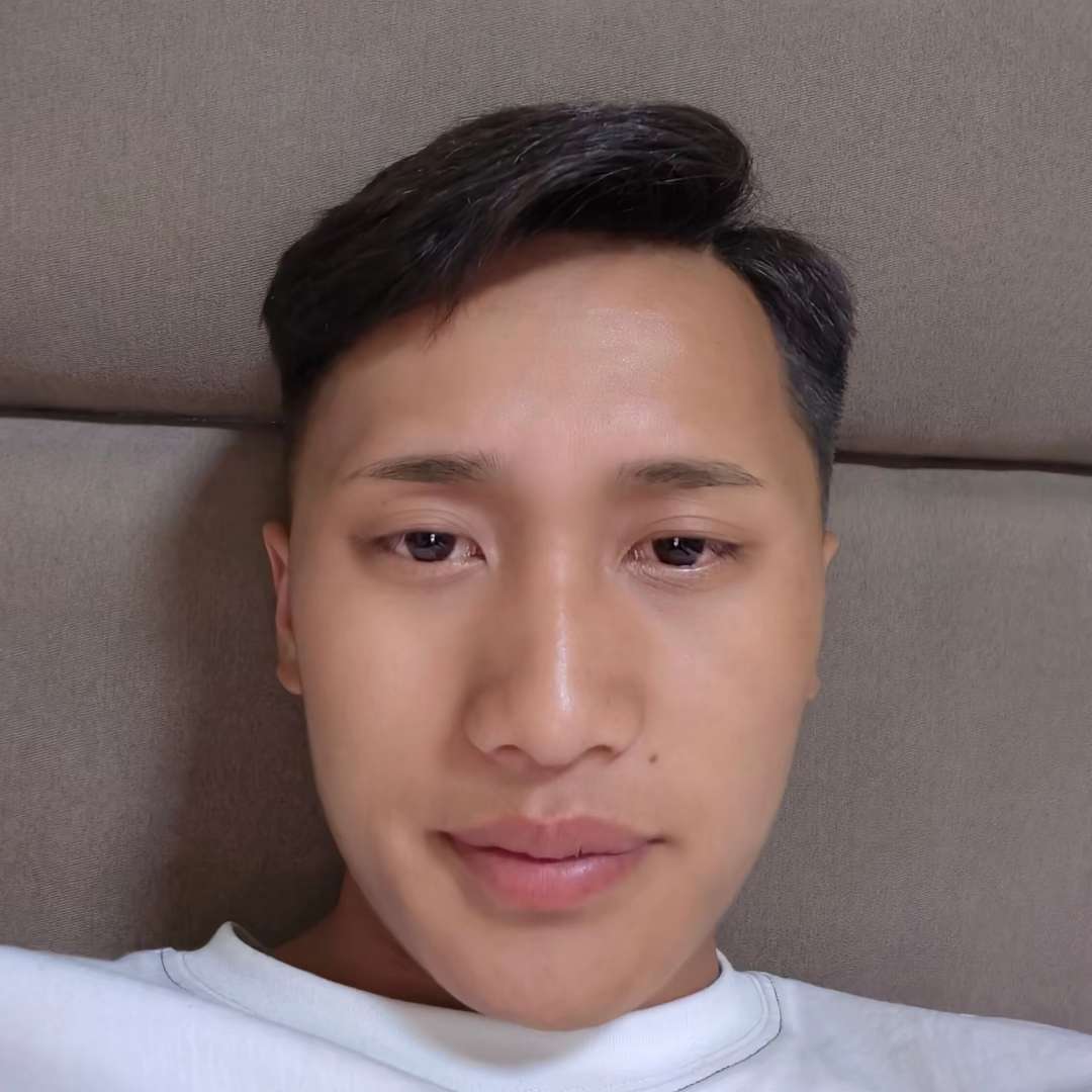 黑亮男朋友的照片