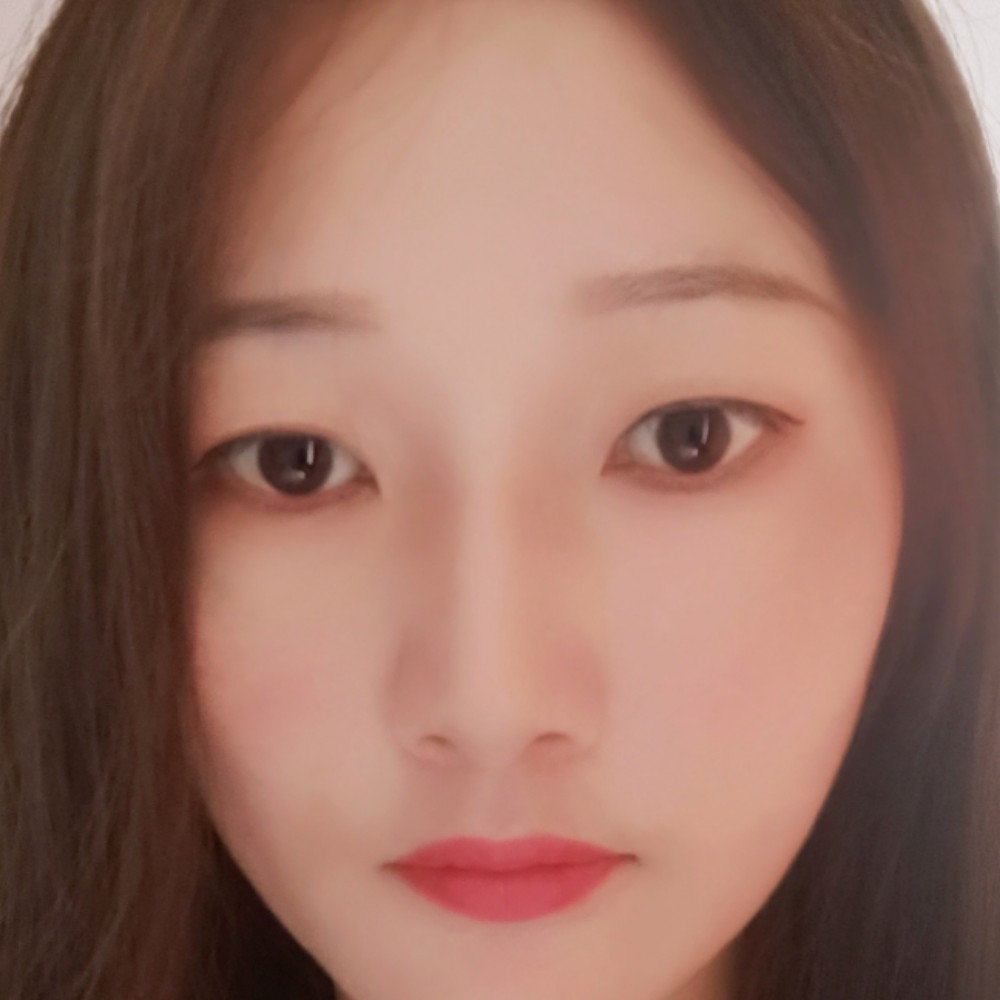 超人女神的照片