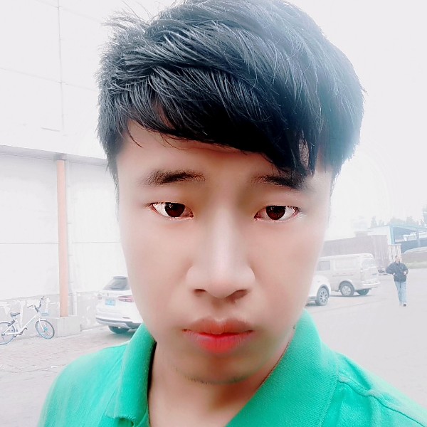 李福龙的照片