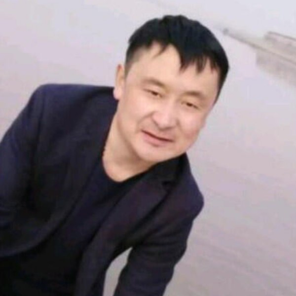 冬日等待天真的照片