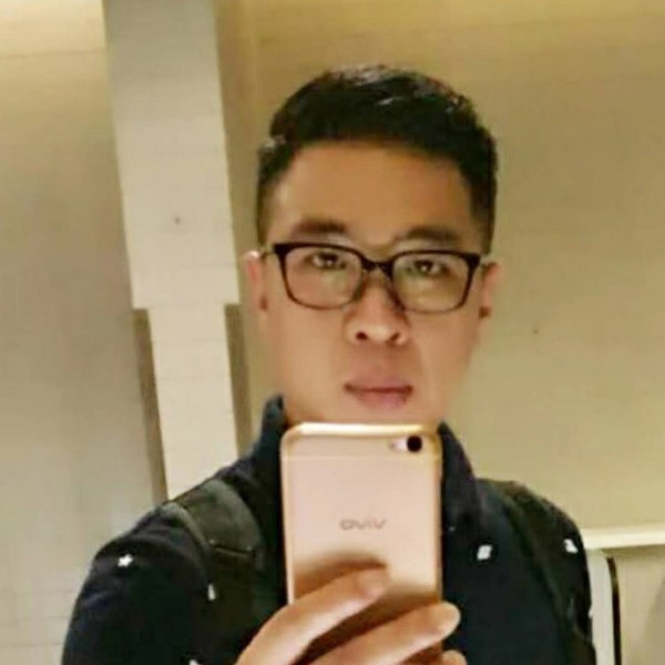 半杯苦咖啡的照片