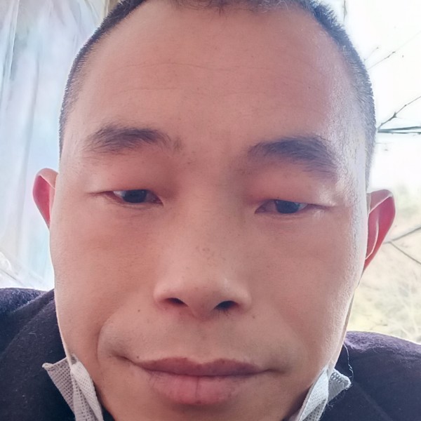 透彻就微笑的照片