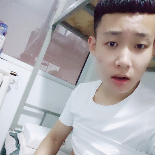 阿勇怕孤单的照片