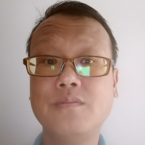 魁梧打发箍的照片