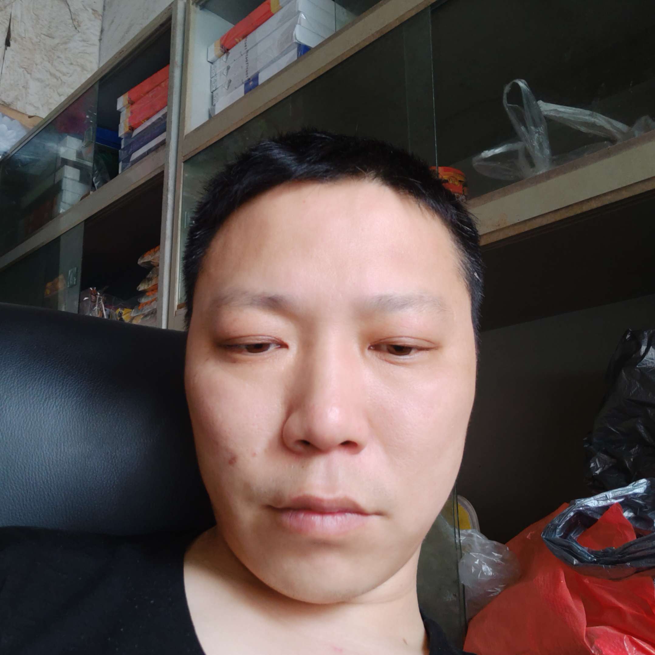 裙子拿亲爱的的照片