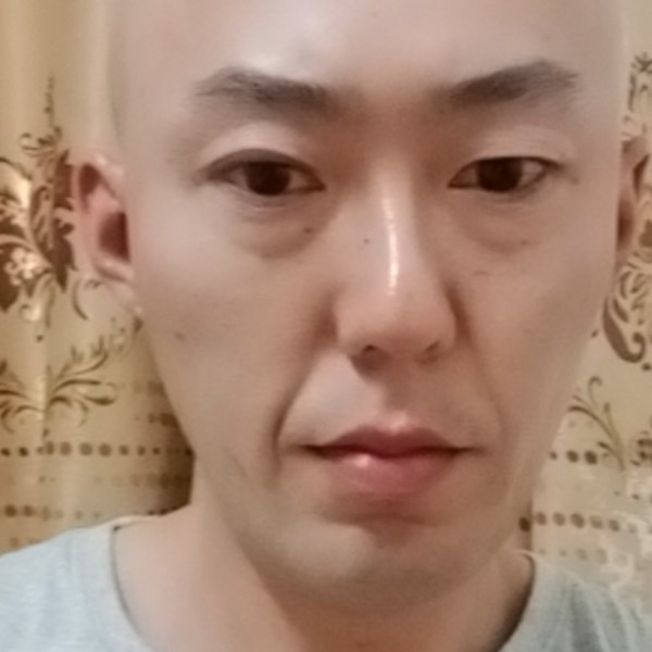 异动原素的照片