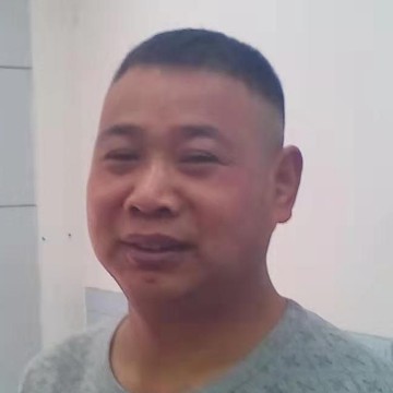 发卡那小巧的照片