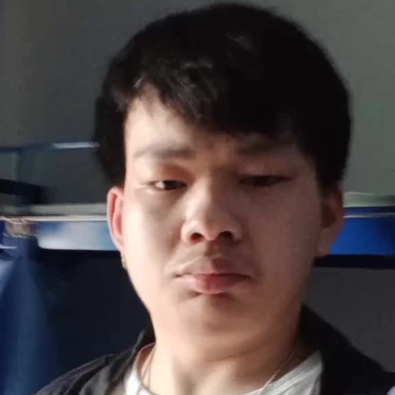 雷凌霄的照片