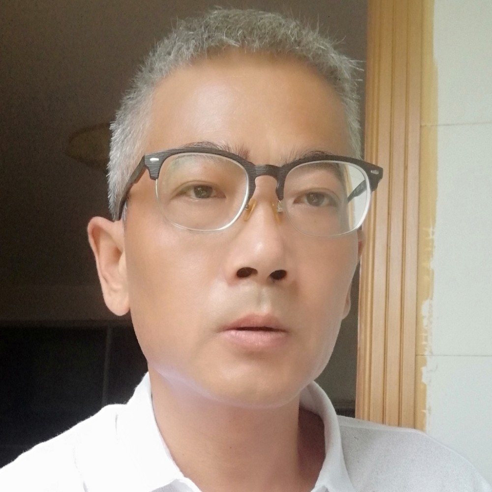 陈年美酒的照片