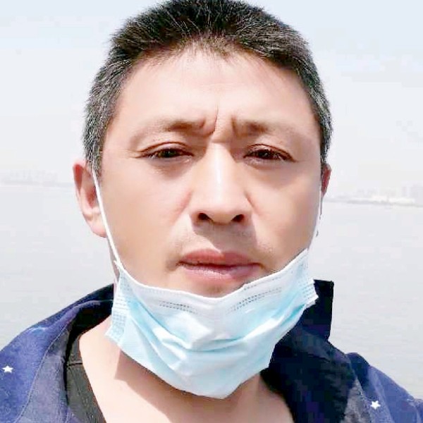 爱笑鸡蒋华的照片