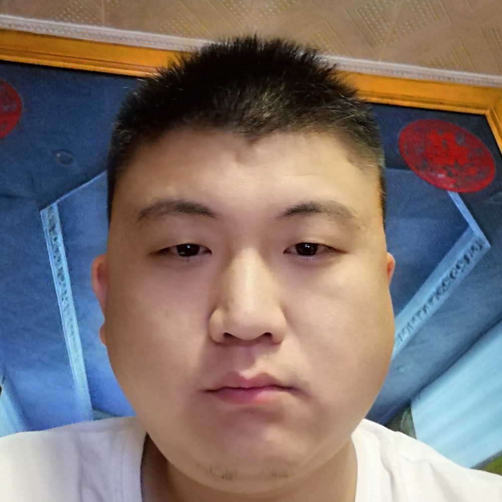小蚂蚁浅吻唯一的的照片