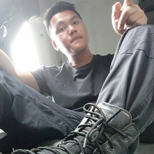 先生要抱抱的照片