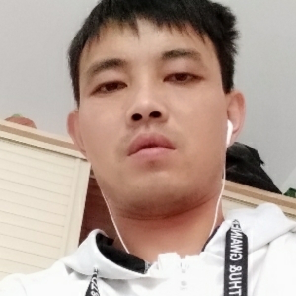 受伤的心有谁来陪的照片