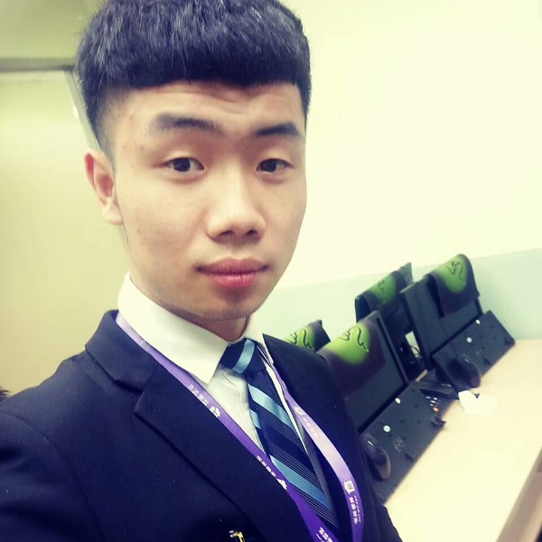 丿青衫丶的照片