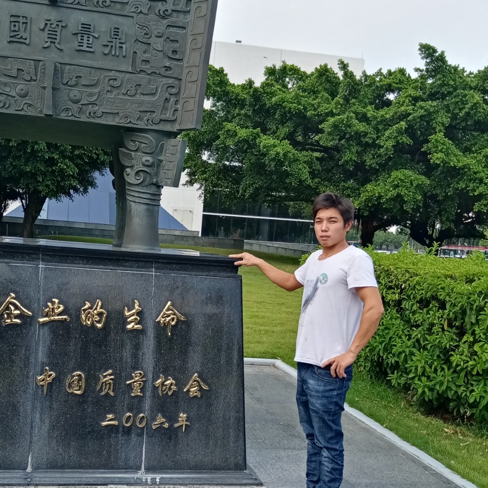 唇彩的多情的照片