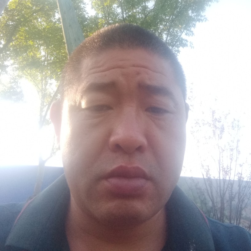 台灯妩媚的照片