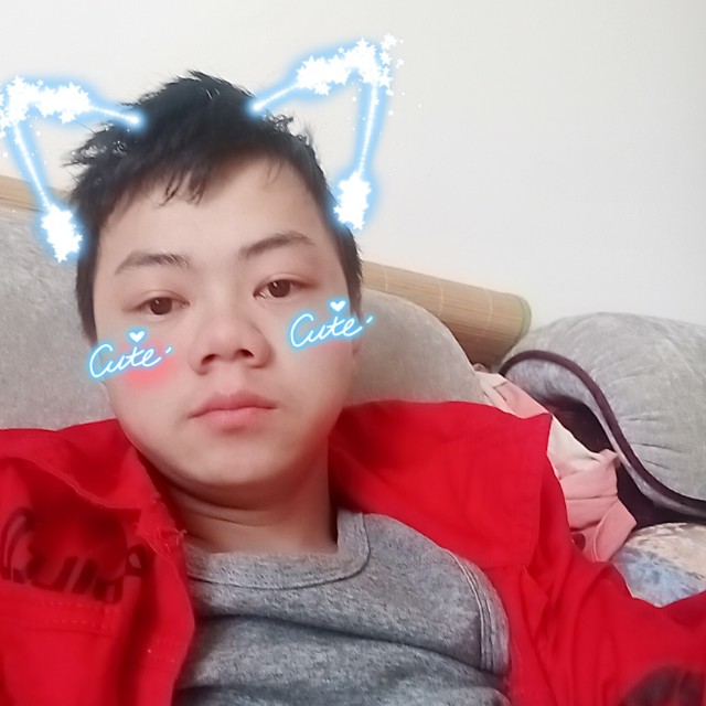 单身用紫萱的照片