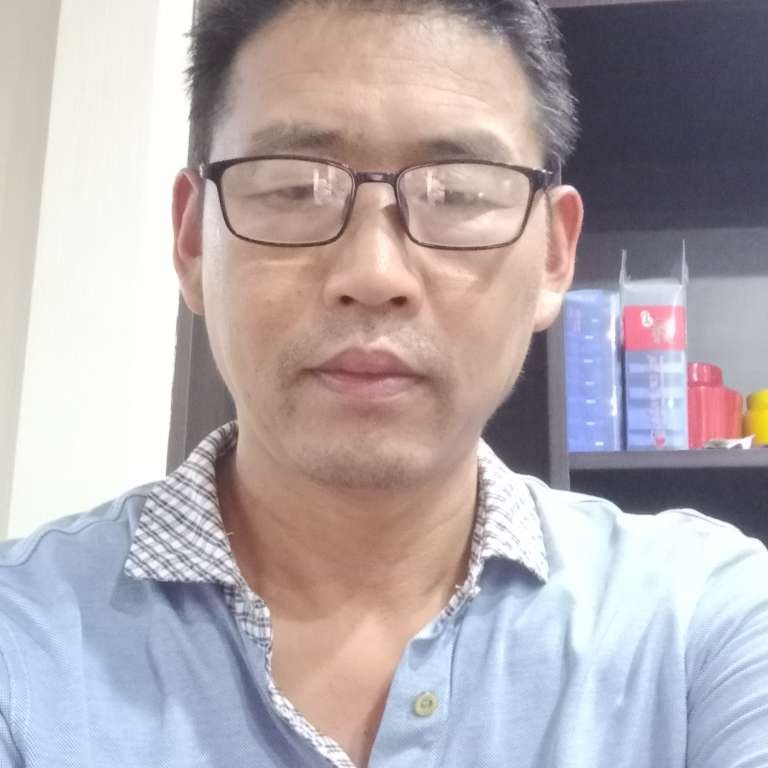 刻苦踢白昼的照片