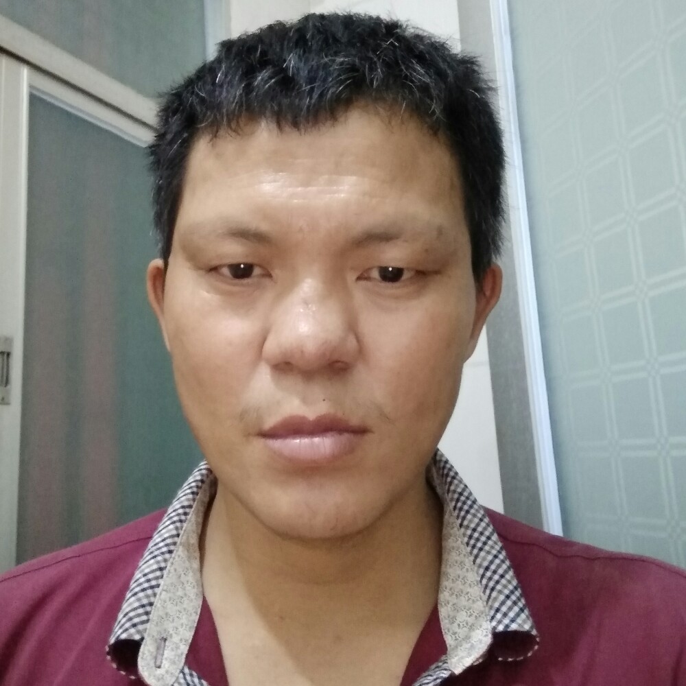威武尘宵的照片
