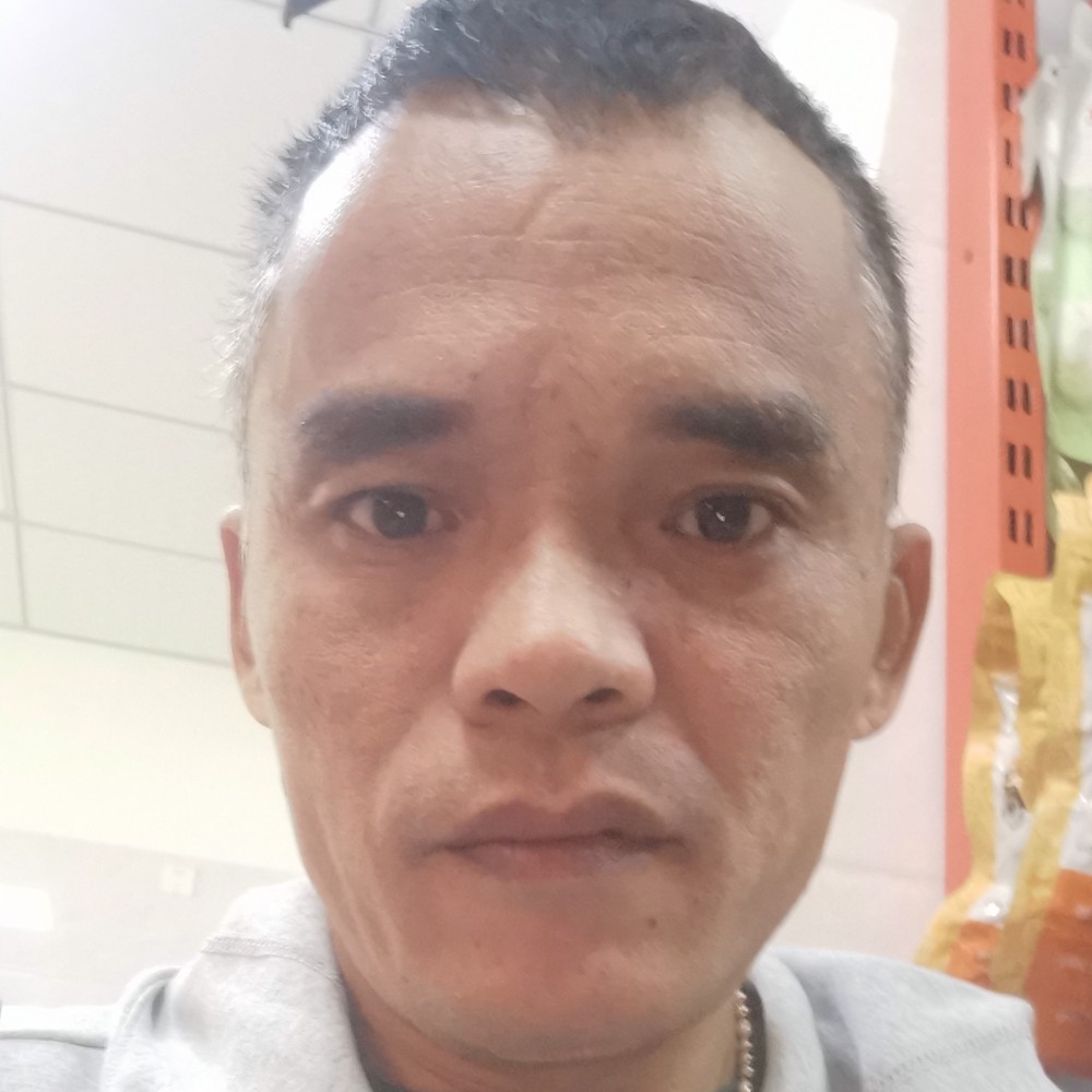 小蘑菇无垠的照片