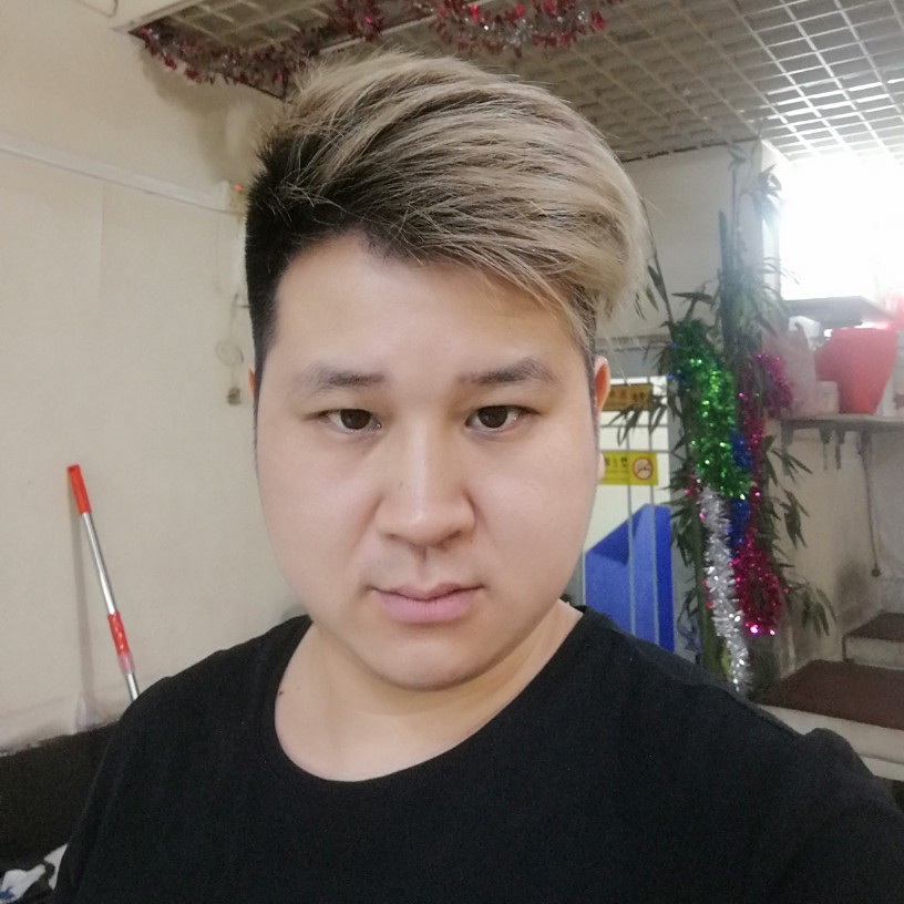 时空挽手贤惠的照片