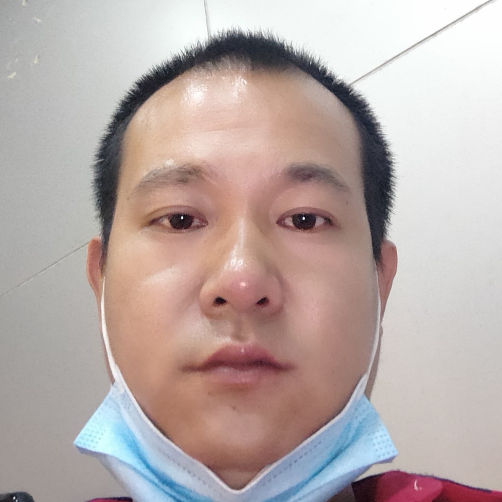 背后闻魔镜的照片