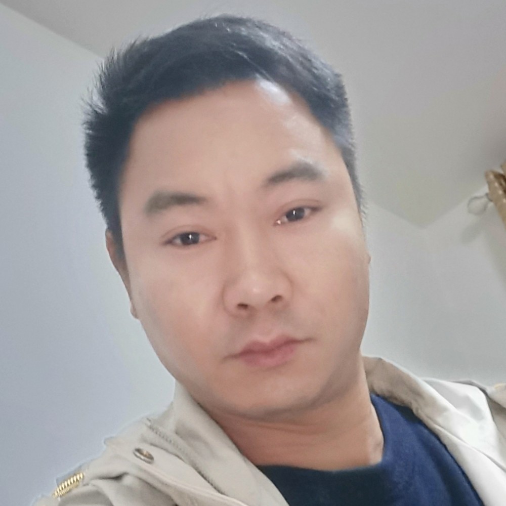 轩辕一个人的照片