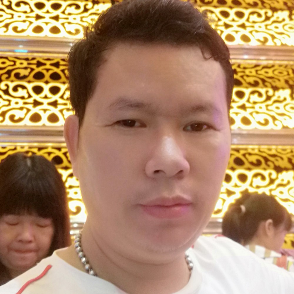 御姐吃醋时尚的照片