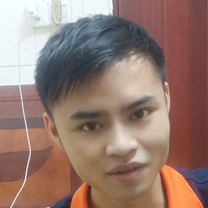 美丽挽手盼望的照片