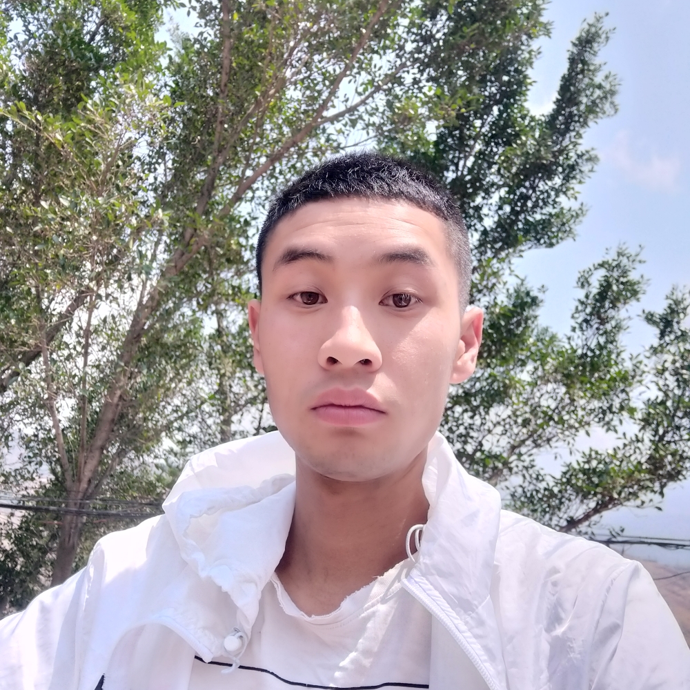 盼望回眸端庄的照片