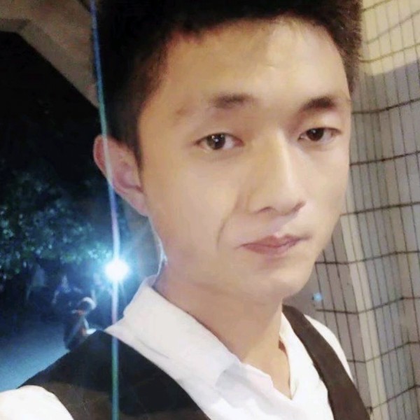 星雨方任性的照片