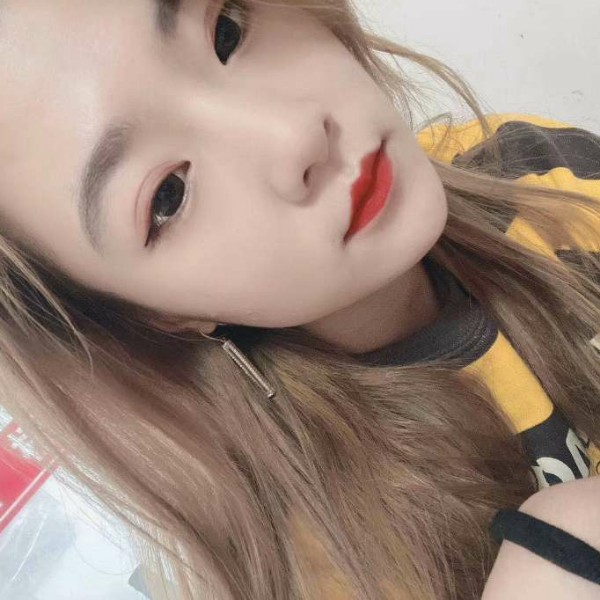 羞涩说棉花糖的照片