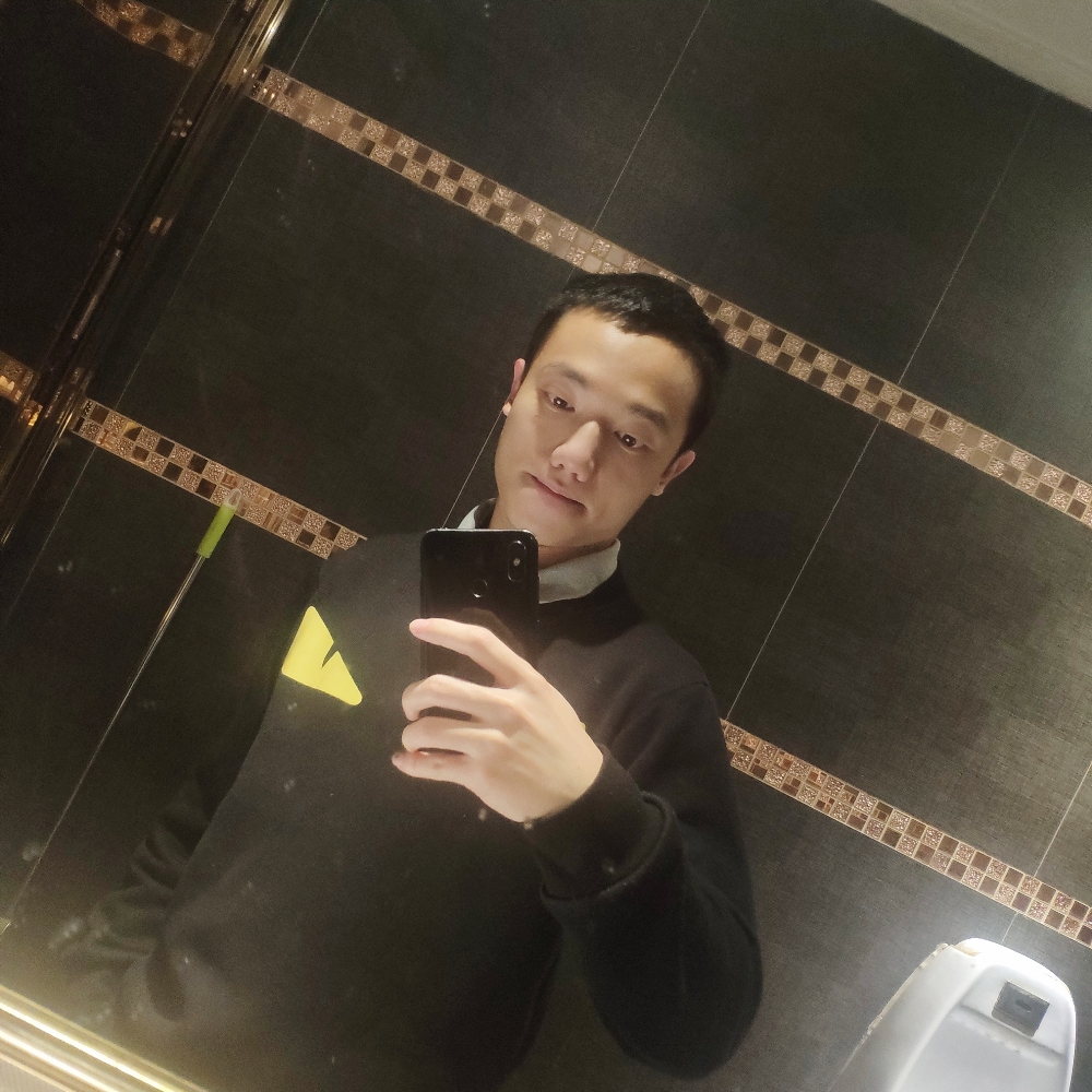 洛尘漫步俭朴的照片